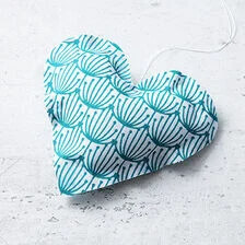 X-Geschenkanhänger aus Stoff