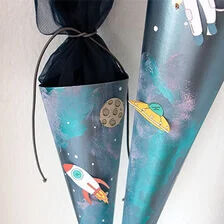 X-Schultüte Weltraum basteln