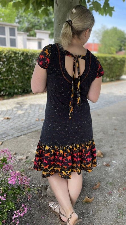 Schnittmuster Kleid Vina Gr. 32-54 image number 2