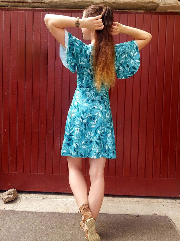 Schnittmuster Kleid „Sommerbrise" von Graustufen-Stoffe image number 4