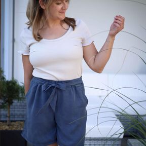 EASY BREEZY SHORTS WOMAN 32-50
