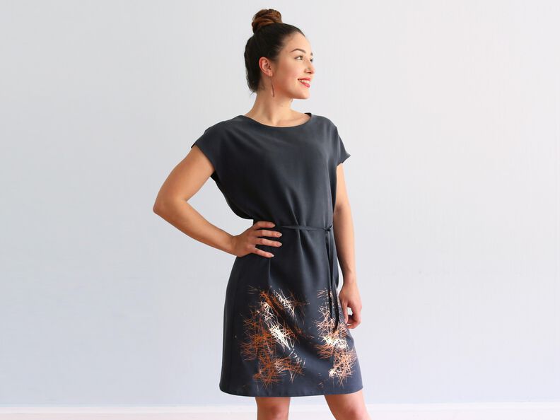 FRAU KONNI - Sommerkleid mit Taschen XS-XXL image number 9