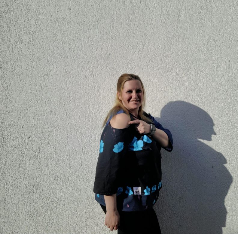 Cut out Shirt Brinja Gr. 48-60 beamerfähig image number 6