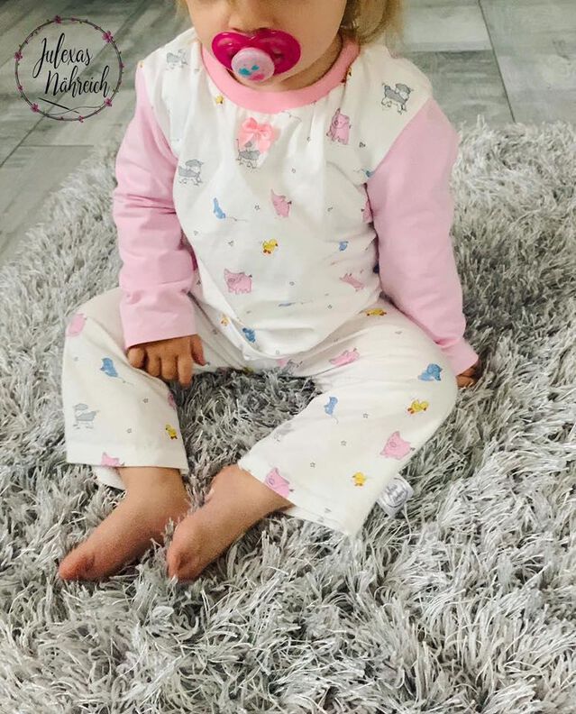 Haus- und Schlafoutfit "Kleine Sorina" image number 4