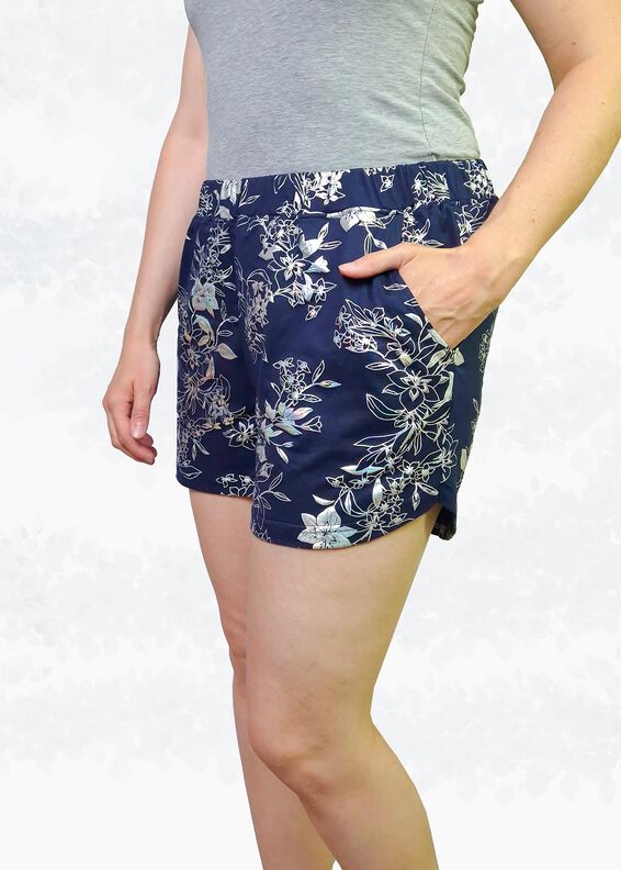 Sommer Shorts „Anni“ mit Gummibund & Fake-Schlitz (34–50) image number 5