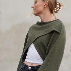 Kurzer überkreuzter Pulli  NORA - Gr. 32 - 46