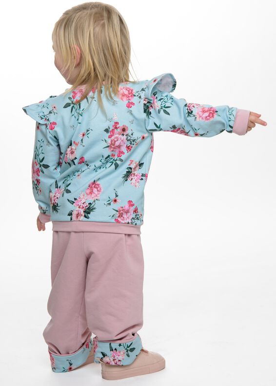 Schnittmuster Set, Sweatshirt mit Rüschen und Wende-Hose image number 7