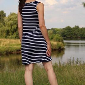 Kleid / Strandkleid mit Tank Top Ausschnitt  "Tanja", Schnittmuster und Nähanleitung Gr. 158-46