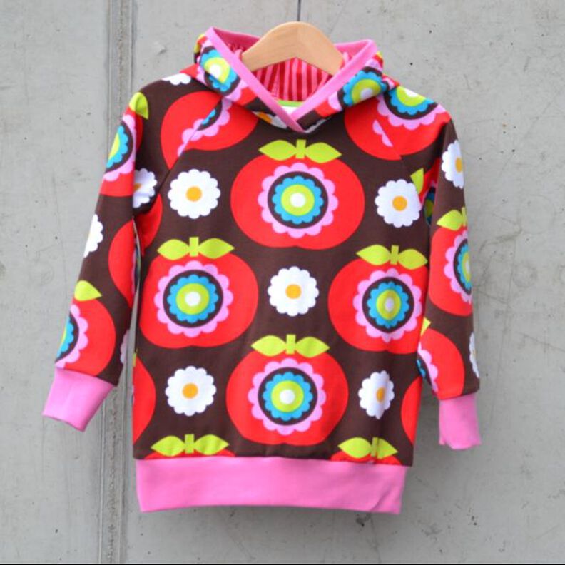 "Classic Hoodie" Kapuzenpullover image number 1