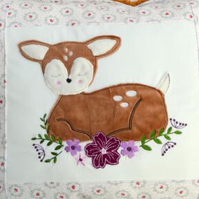 Stickdatei Rehkitz mit Blumen verschiedene Größen