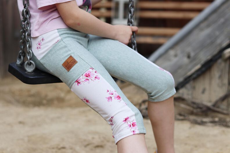 lovely leggings 50-164 Leggins Capri Hose Badehose Kinder image number 10