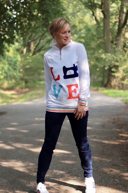 www.bohemedesignsew.com - LOVE.plot image number 3