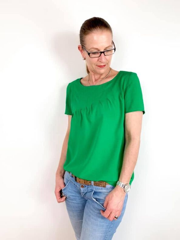 Emma Blusenshirt Nähanleitung und Schnittmuster 34-48 image number 4