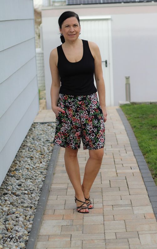 kurze Hose NAILA Gr. 34-54 Ebook Schnittmuster image number 10