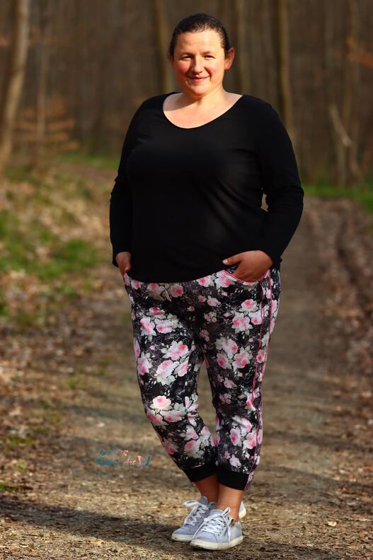 HÅLIN.jogger | Damen Plus | 46-62 image number 3
