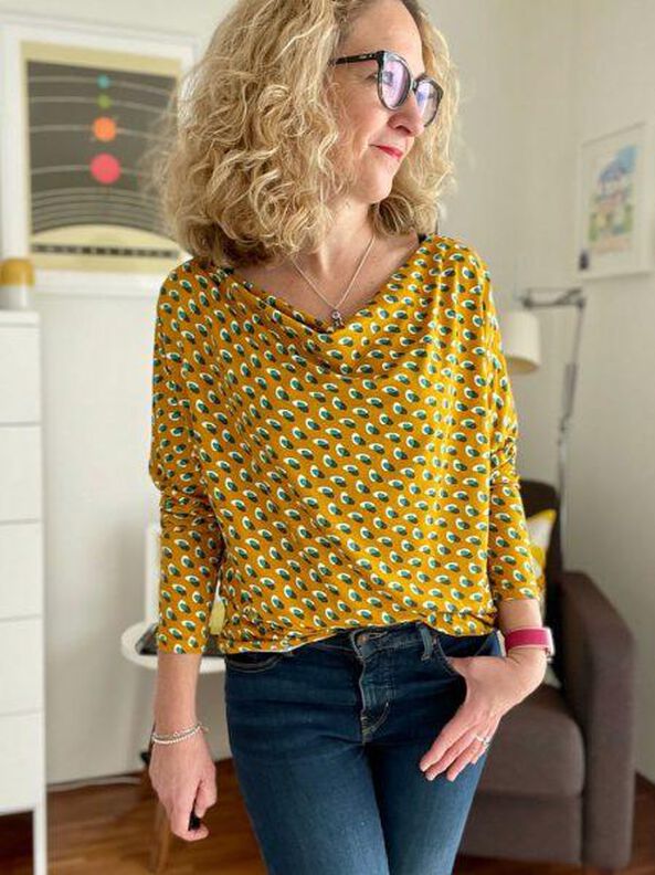 Fledermausshirt "HILDA" Nähanleitung und Schnitt Gr. 158–46 image number 4