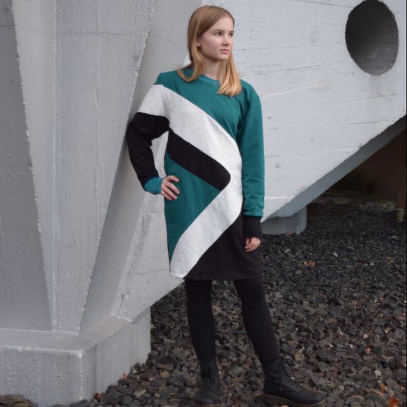 Color Blocking Sweatdress EMMA XS-3XL image number 1