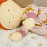 Stoffpuppe/Kuscheltier "Puppenstube" mit 18 Kleidungsstücken thumbnail number 9