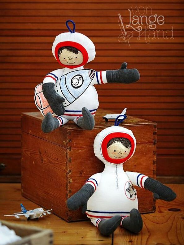 Astronaut Schmusepüppchen – Nähanleitung mit Schnittmuster image number 6