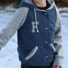 College Jacke Maxi Größe 116-176 mit Beamer funktion