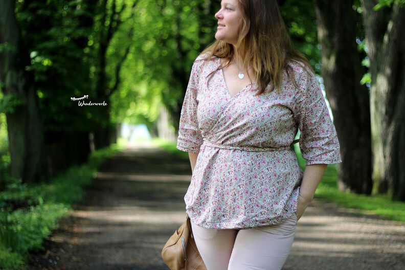 Wickelkleid/Bluse "Uschi" Gr. 32-50 image number 3