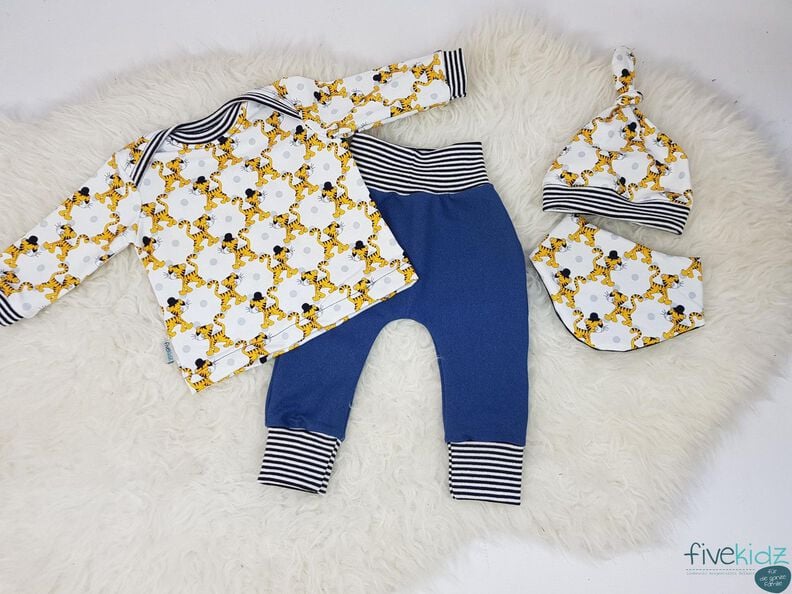 Newborn-Set LOU Hose,Shirt,Tuch,Mütze + Datei image number 5