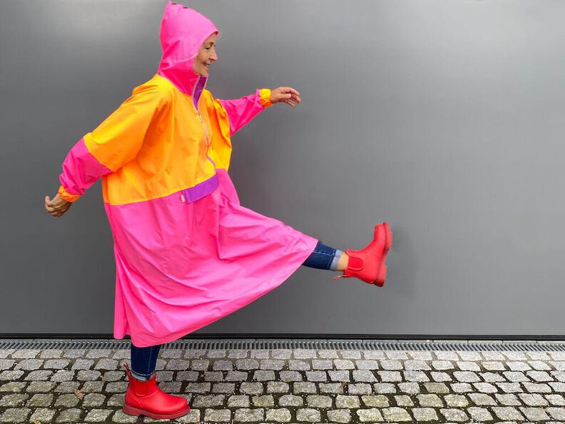 Die trockene Trude – der Regenponcho image number 5