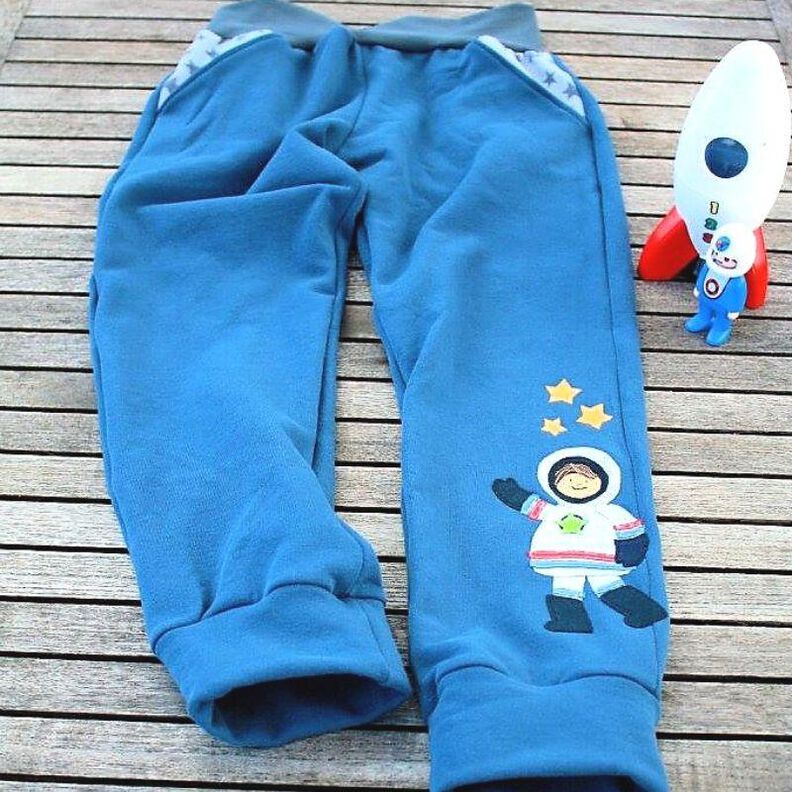 Appliziervorlage ASTRONAUT & PLANETEN image number 2