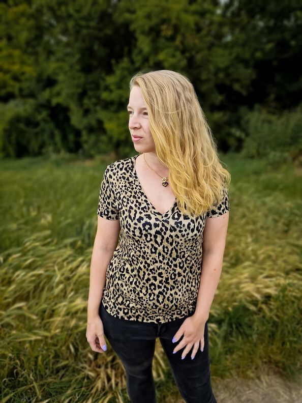 BASIC-SHIRT  Nr. 2 Gr. 32-56 + gratis Plott Schnittmuster image number 4