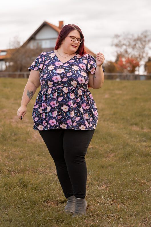 CL*OVELY LEGS WOMAN 34-56 image number 9