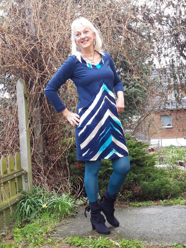 Azalee  34 - 46 www.anita-luechtefeld.de image number 5