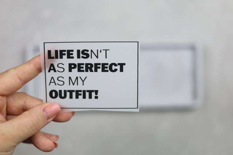 Plott #22 | Live is a perfect Outfit image number 2