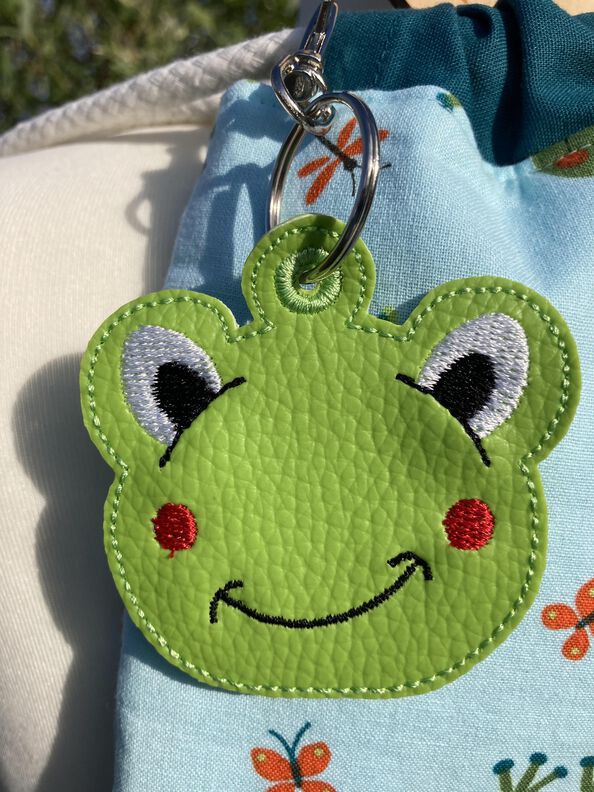 Stickdatei Frosch Anhänger Schlüsselanhänger image number 3