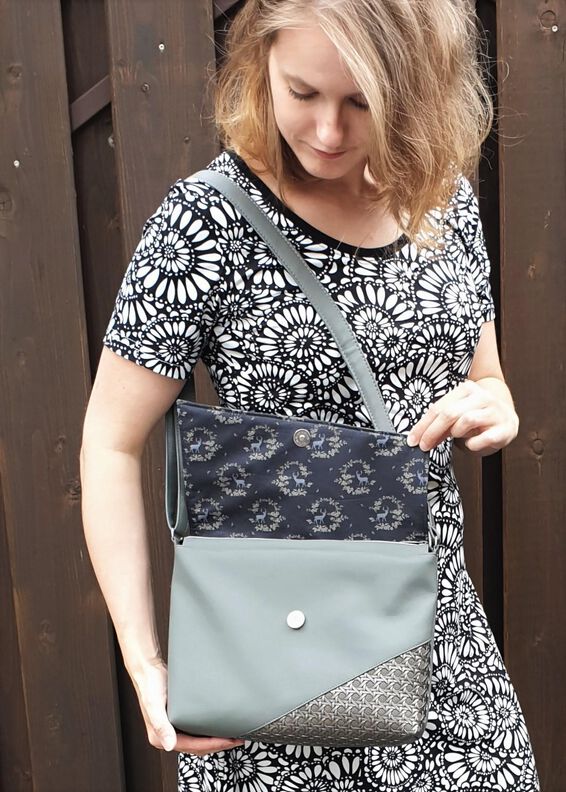Chloe - Tasche mit Klappe + Reißverschluss, 2 Größen, A4+A0 image number 5