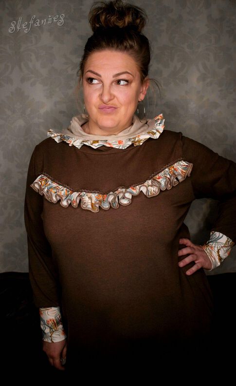 Miss HoodyLoo Curvy - Hoodiekleid image number 4
