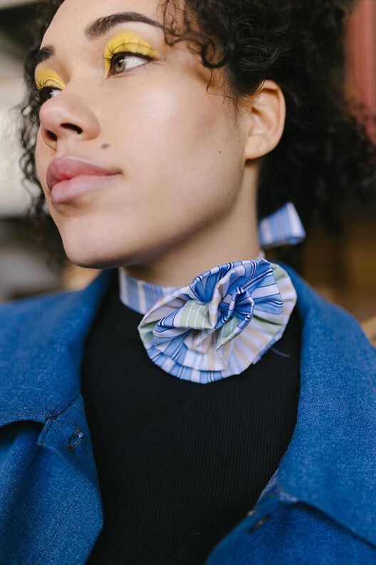 Rose Choker Kette Blume Schnittmuster, Video-Anleitung image number 4