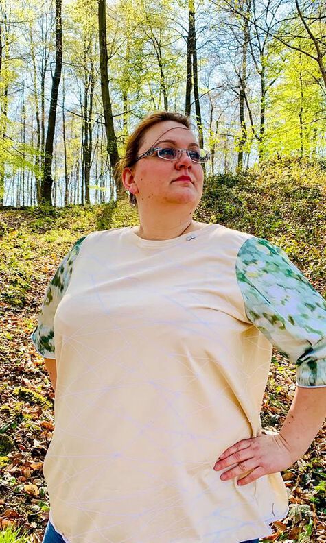 E-Book – Oberteil „Amsterdam“ mit Falteneinsatz im Rückteil image number 3