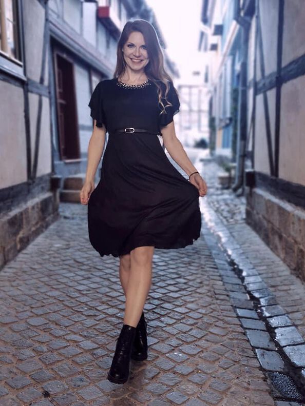 Kleid Lara GR. 34 BIS 46 mit Beamerdatei image number 5