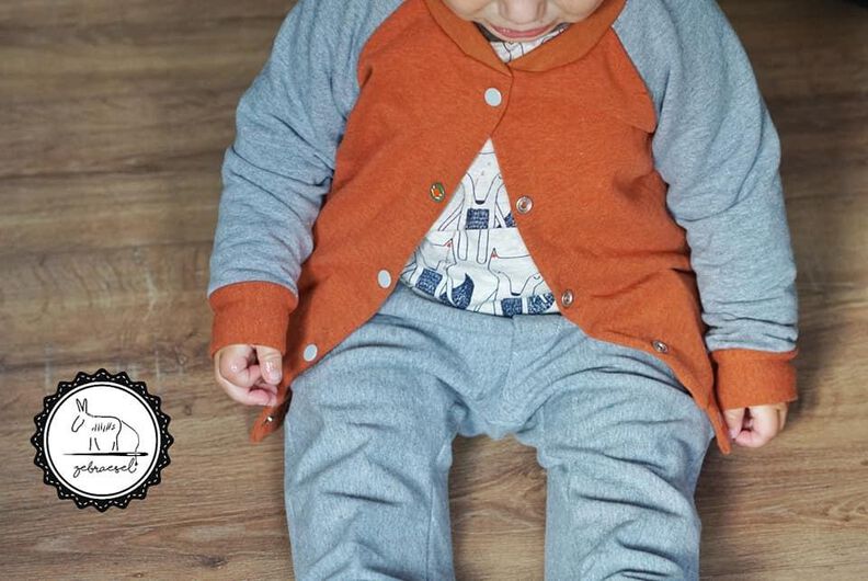 Baby Basics: Body, Shirt, Hose und Pulli 50-104 image number 4