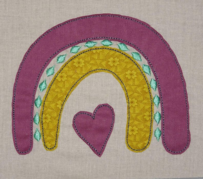 Doodle Boho Stickdatei Regenbogen Wolke Mond Herz Cute image number 6