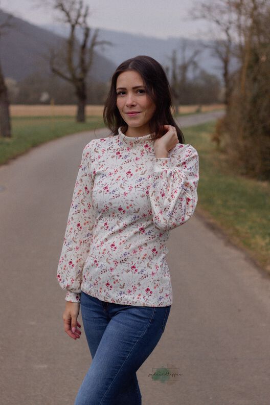 BASICSHIRT BELLA WOMAN 32 -52 image number 2