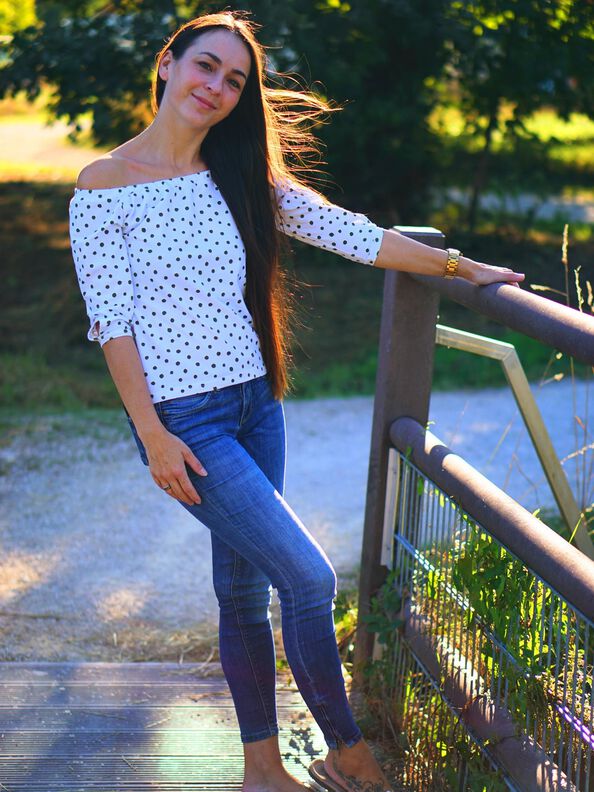 Shirt Carmen image number 2