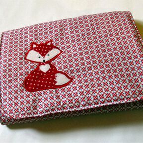 Wickeltasche mit Unterlage und Feuchttuchfach – Nähanleitung