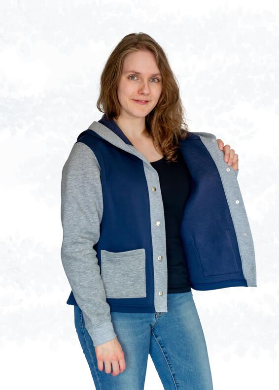 Daria Sweatjacke/Weste mit Knöpfen und Kapuze BU 80-116 image number 3