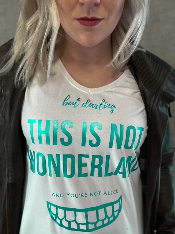 Plotterdatei But darling this is not Wonderland image number 4