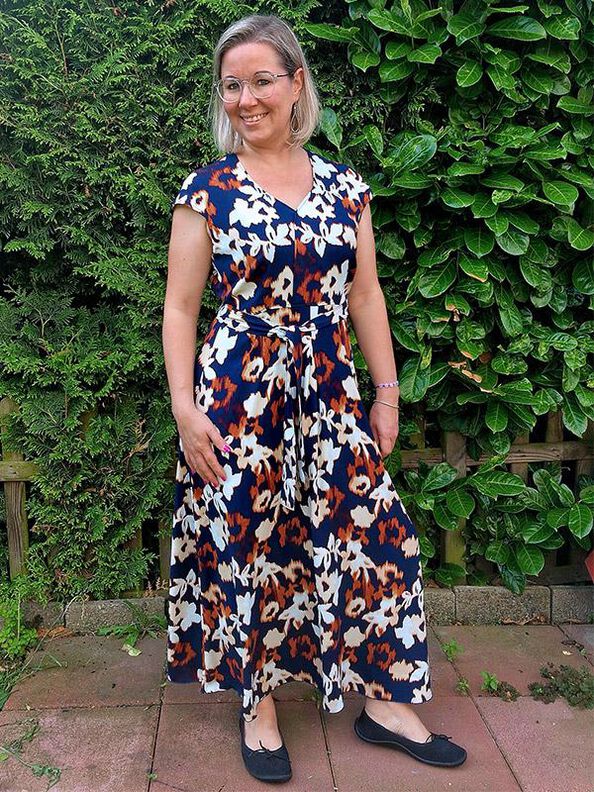 Petite - KEVIA- Kleid PDF-A4, A0 und BEAMER image number 9