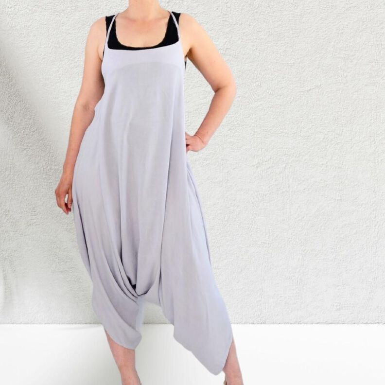 Jumpsuit Carmen Gr. 34-44 Schnittmuster & Nähanleitung image number 1
