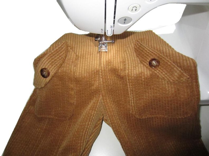 Schnitt + Anleitung Hose mit Taschen Gr. 62-128 image number 6