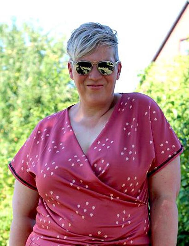 Shirt in Wickeloptik (34-56) LONDRA Schnittmuster image number 5