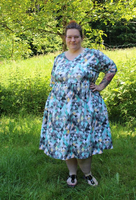 Jerseykleid mit Halsausschnittvarianten SERRA (34-60) image number 6